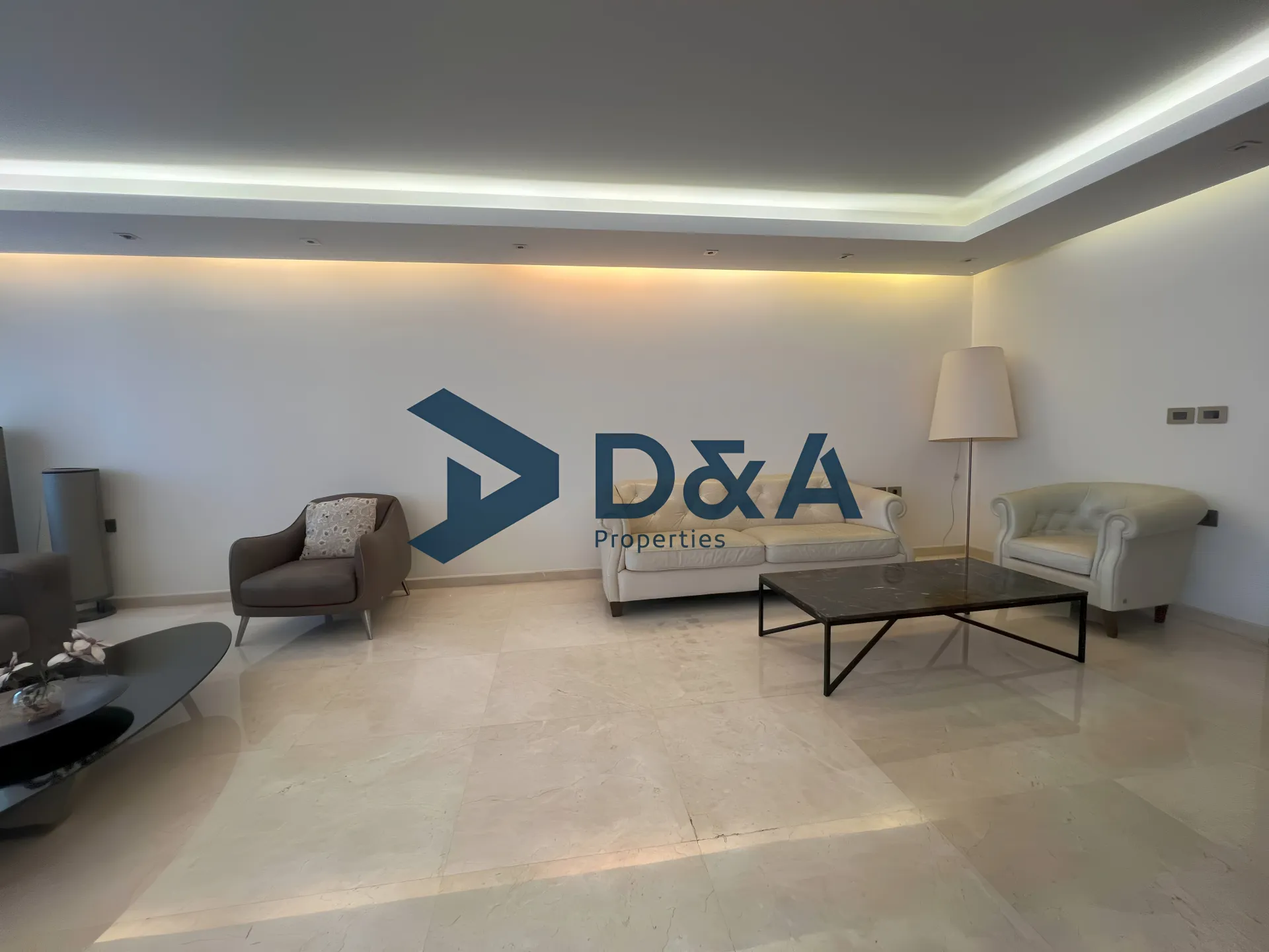 Apartment for rent in Achrafieh, Beirut, Lebanon - 3 bed, 4 bath