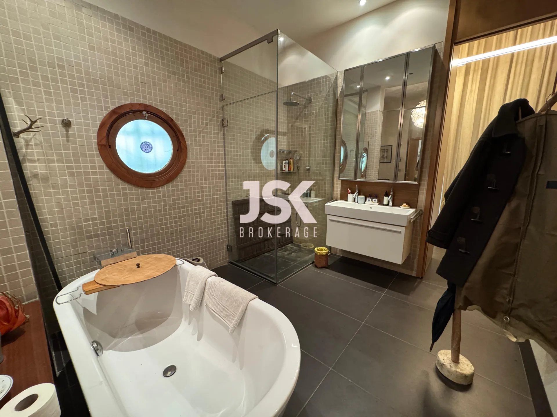 Apartment for Sale in Ras