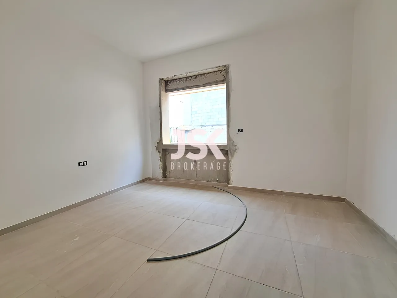 Apartment for Sale in Ghadras