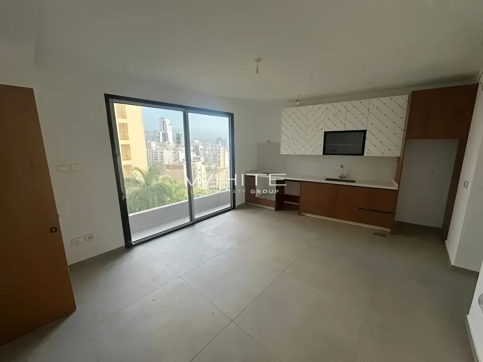 Apartment for Sale in Achrafieh - 2 bed, 2 bath