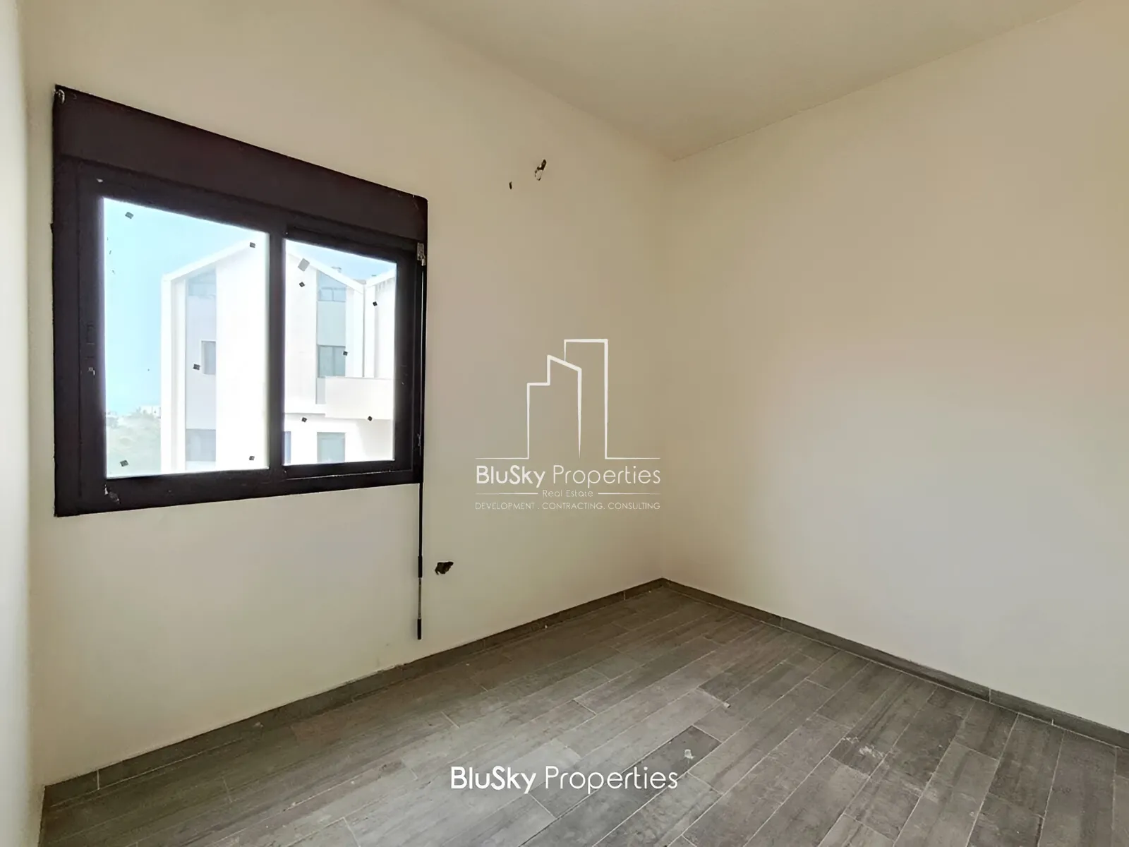 Apartment for Sale in Bouar - 2 bed, 2 bath