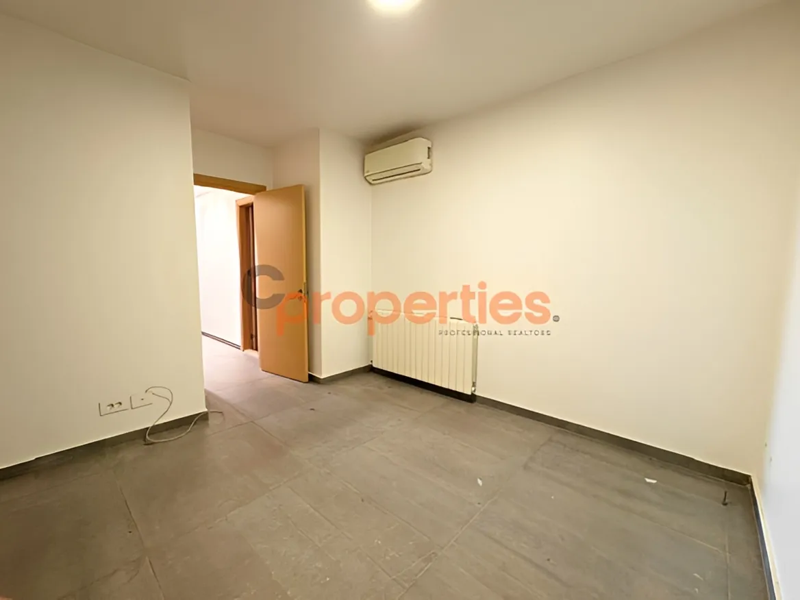 Apartment for Rent in Louaizeh