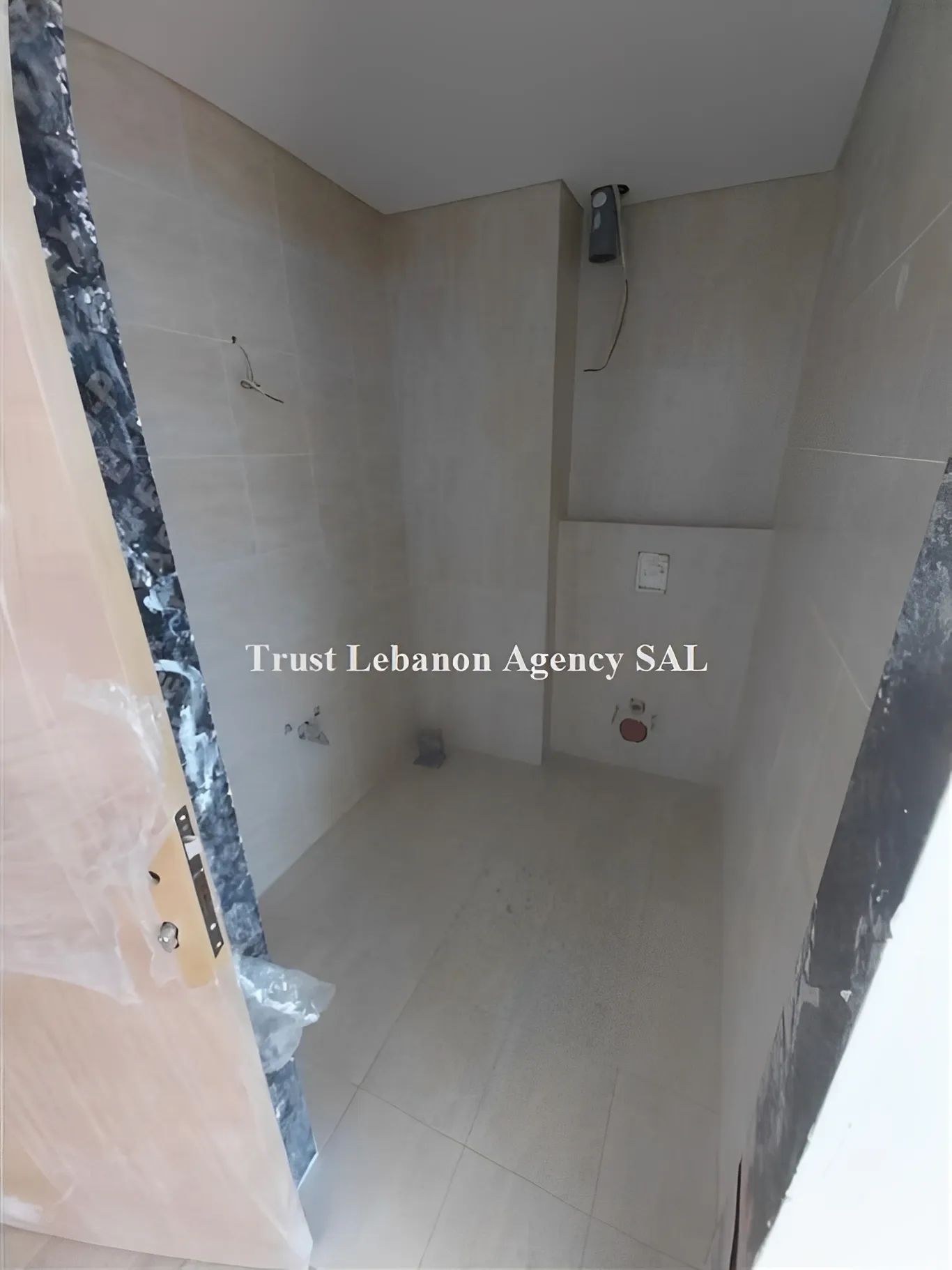 Office For Rent in Baabda, Louaizeh