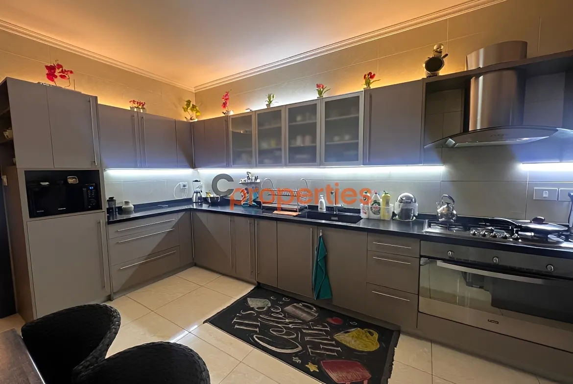 Apartment for Sale in Mar Takla, Hazmieh