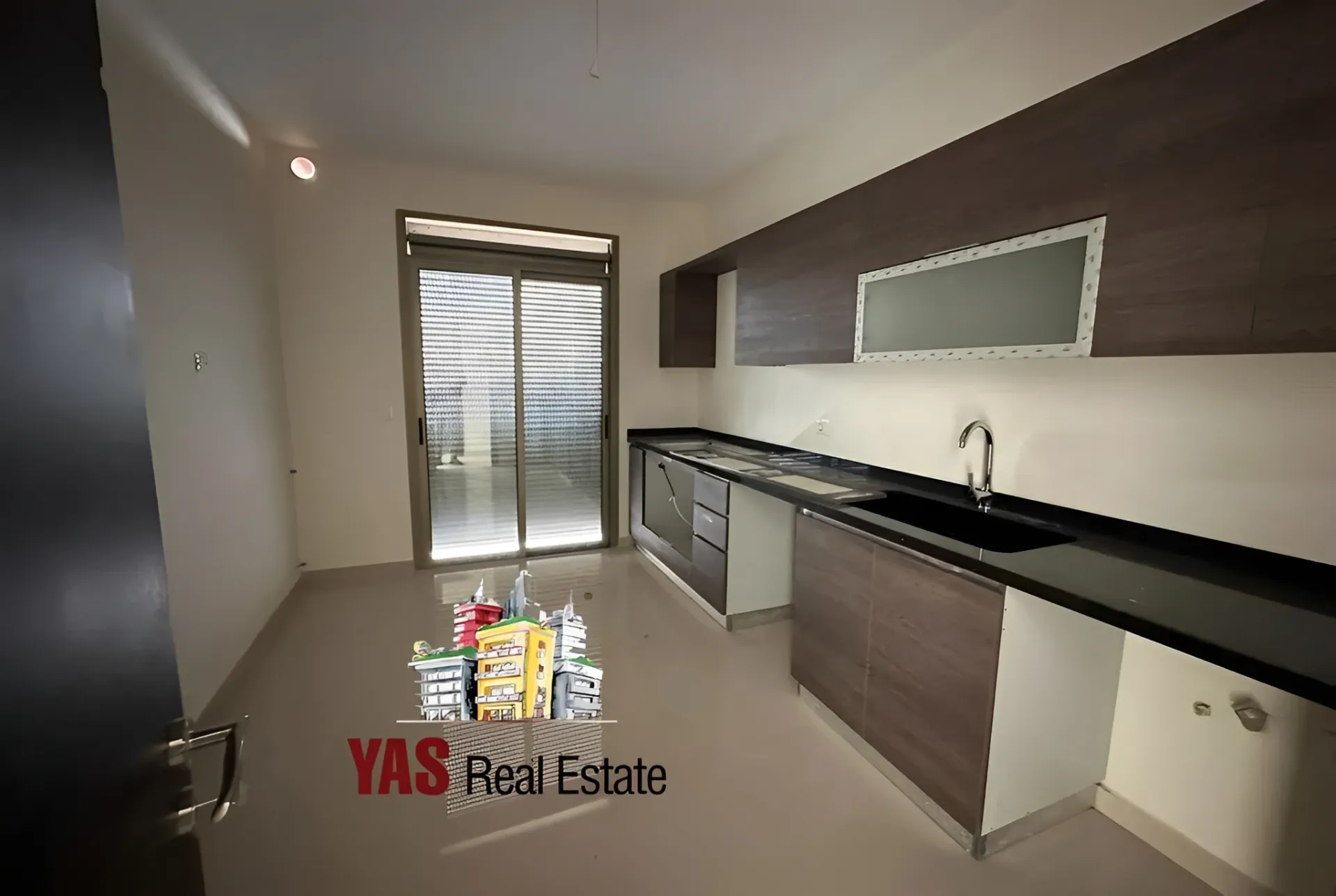 Apartment for Sale in Ballouneh
