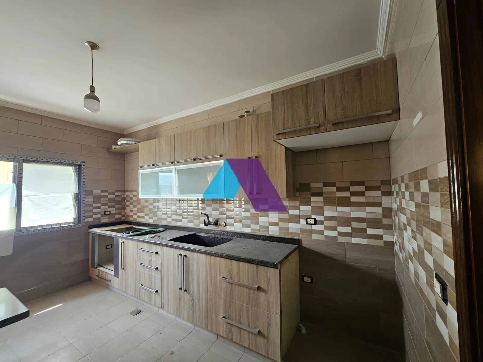 Apartment for Sale in Chouaifet El Aamroussieh