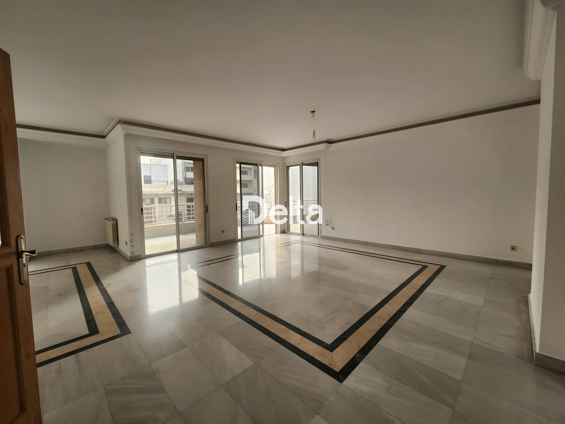 Residential for Rent in Hamra, beirut, lebanon - 4 bed, 4.0 bath