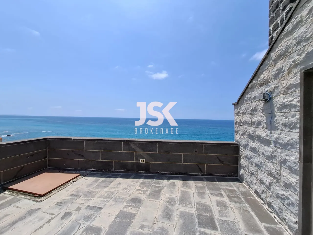 Restaurant for Sale in Halat