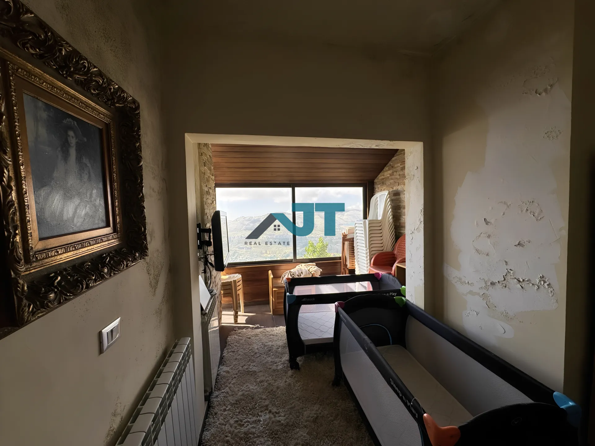 Apartment for Sale in Kfardebian