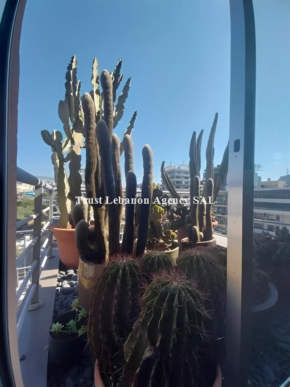 Shop for rent in Metn, Dekweneh