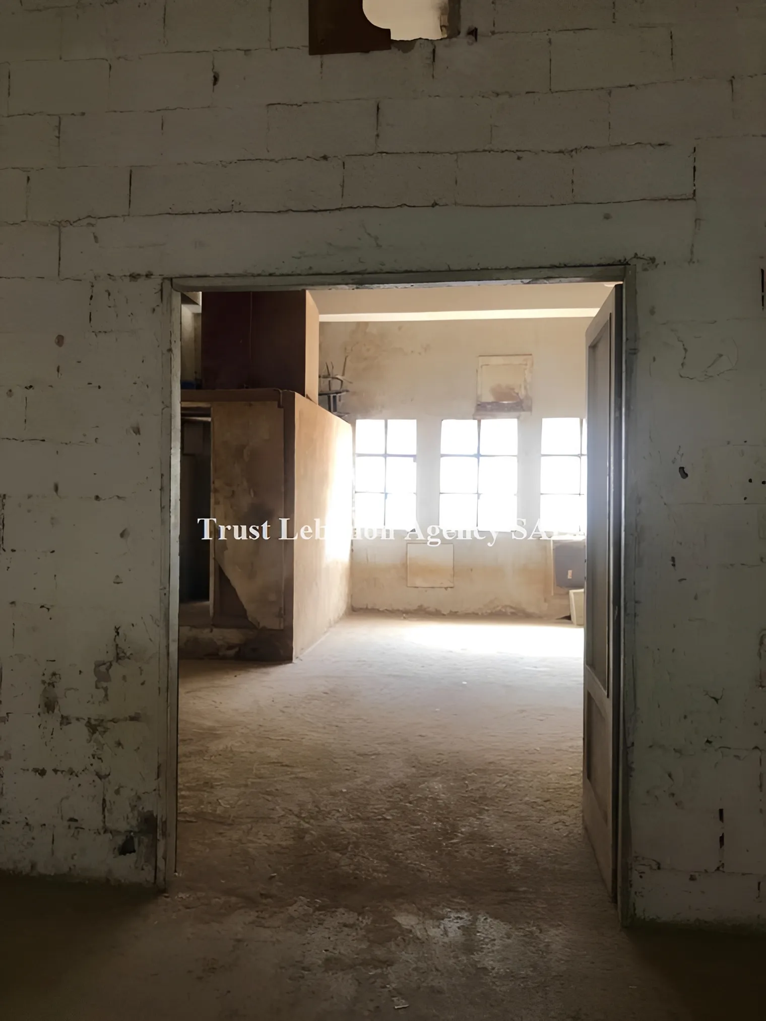 Commercial Property For Sale in Metn, Mansourieh