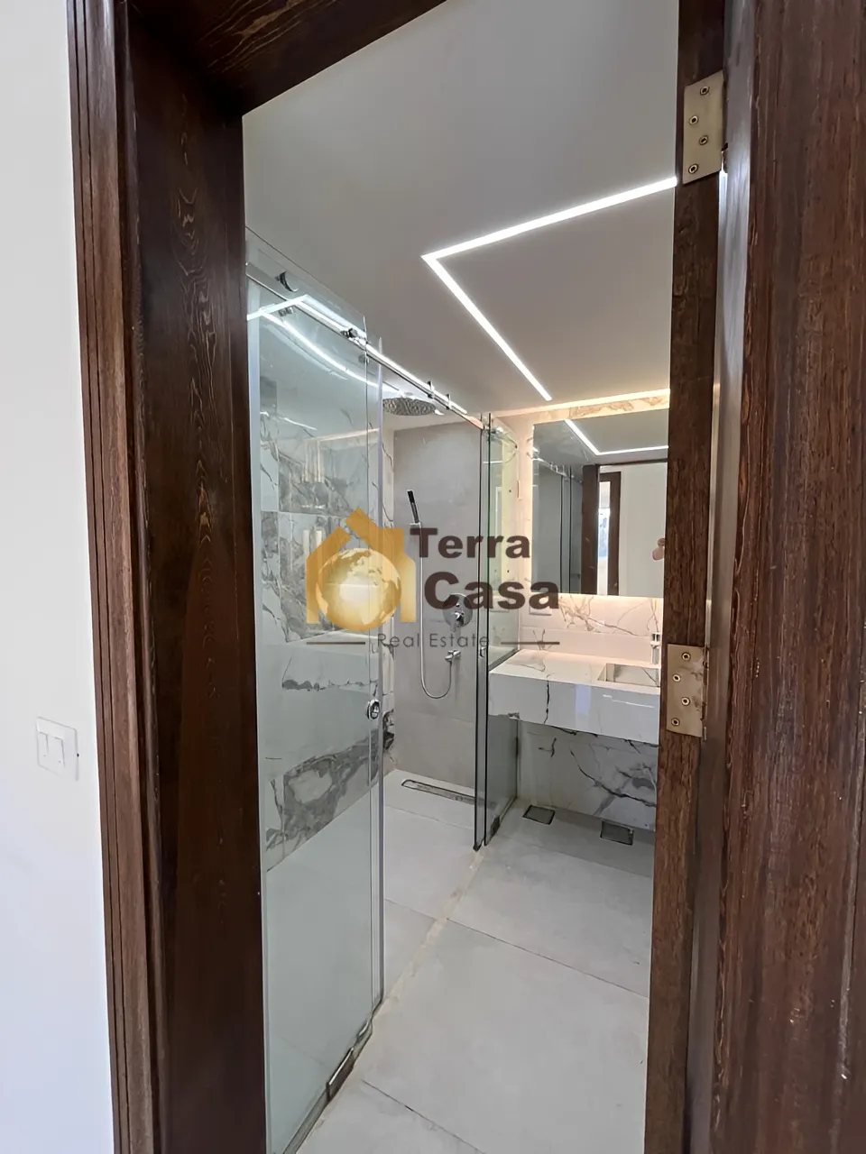 Apartment for Sale in Ksara