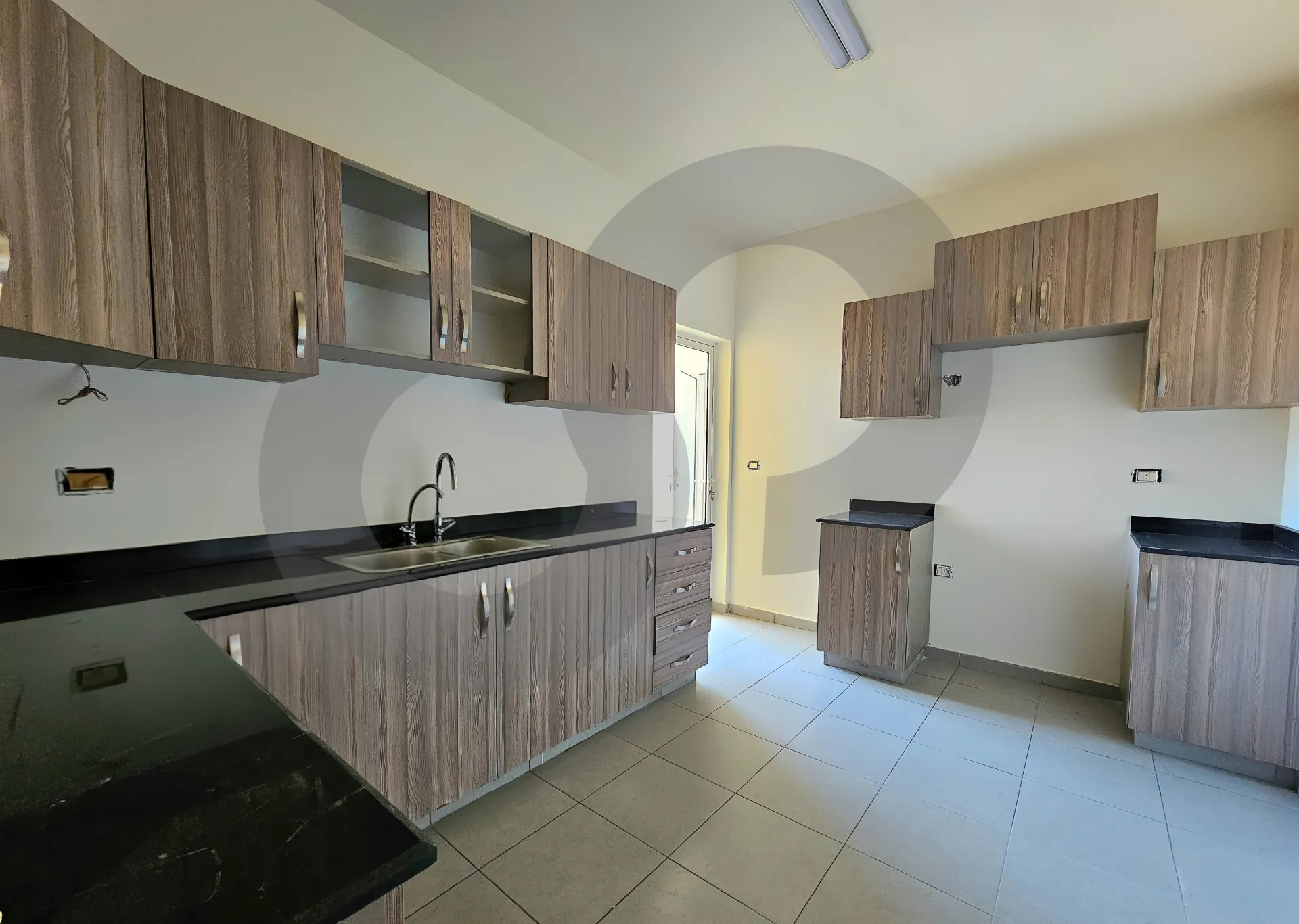 Apartment for Sale in Sarba - 5 bed, 5 bath