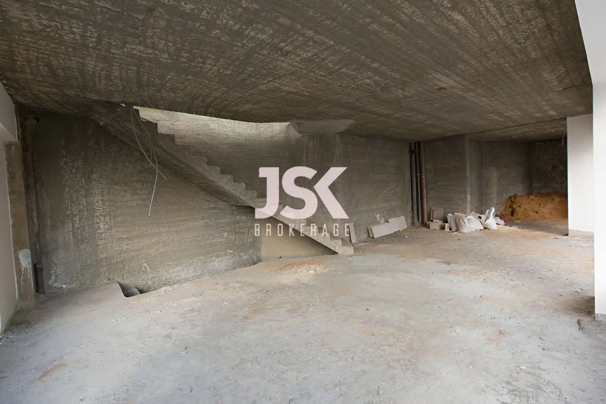 Showroom for rent in Khenchara