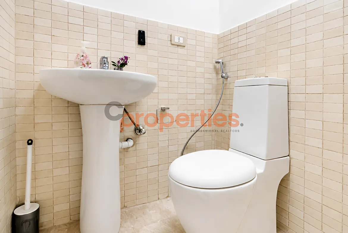 Office for Rent in Ras Al Naba'a
