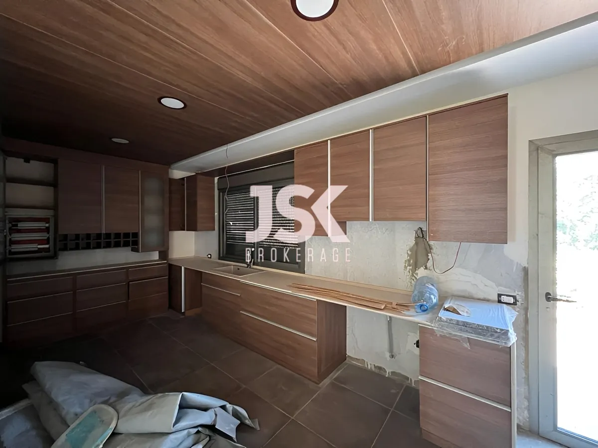 Apartment for Sale in Blat, Lebanon - 4 bed, 6 bath