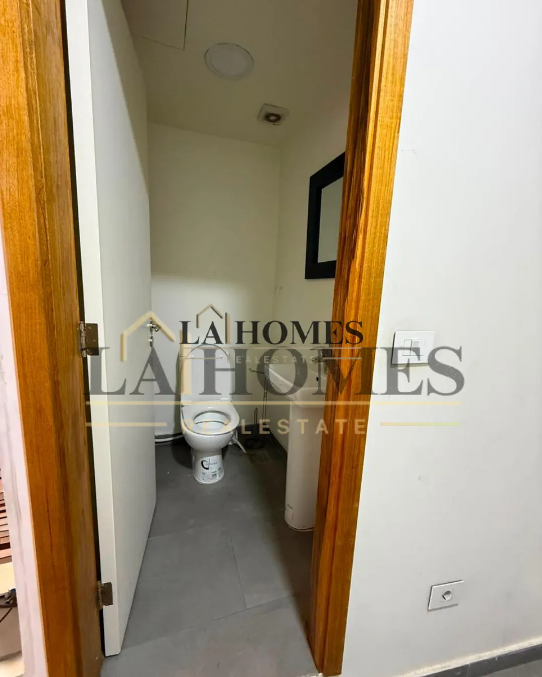 Office for rent in Achrafieh, beirut, lebanon
