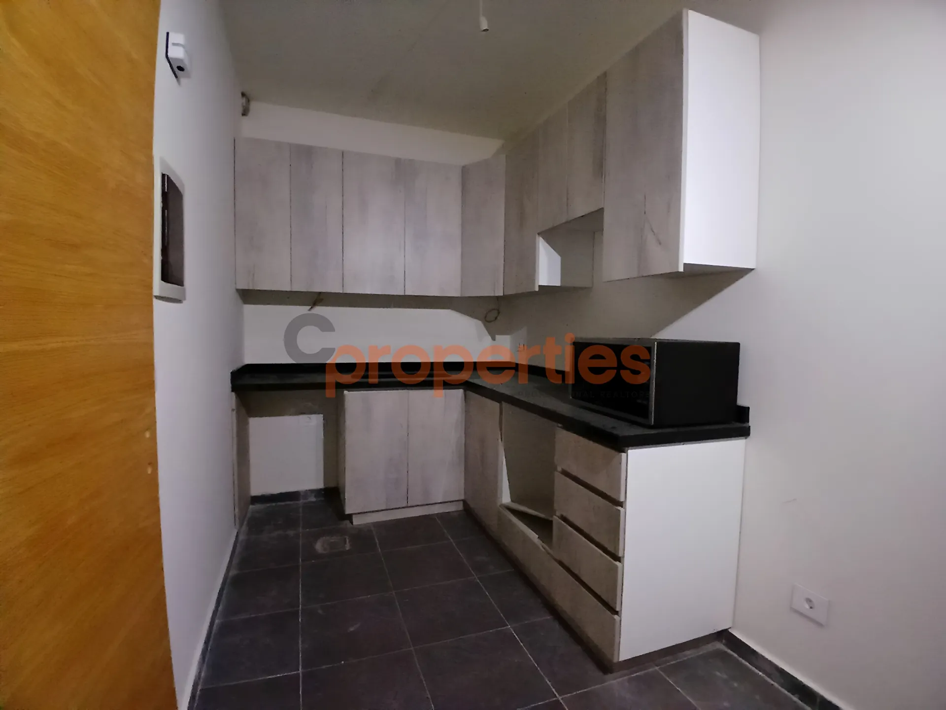 Apartment for Sale in Bharsaf