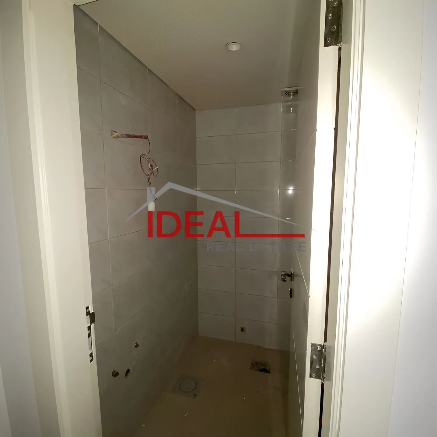 Apartment for Sale in Yarzeh, Lebanon - 4 bed, 6 bath