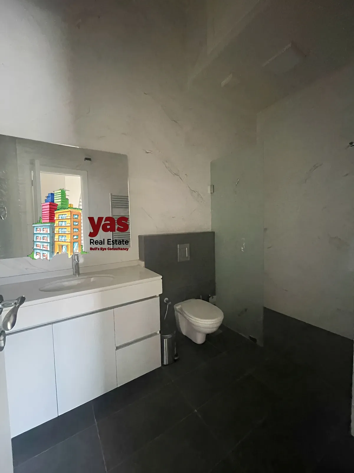 Apartment for Sale in Ain Saadeh - 4 bed, 6 bath