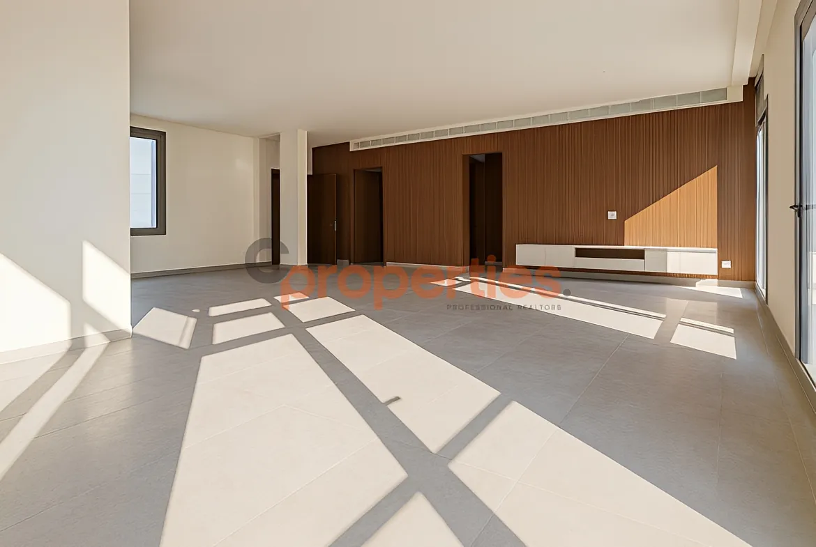 Apartment for Sale in Achrafieh - 3 bed, 4 bath