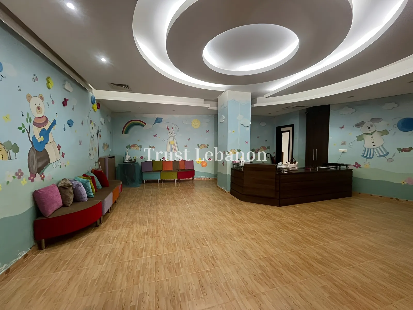 Office for rent in Zikrit