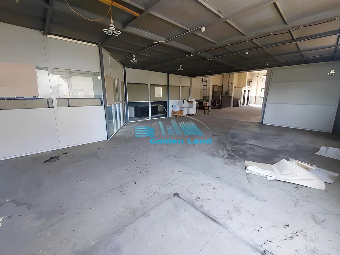 Warehouse for Sale in Dekwaneh