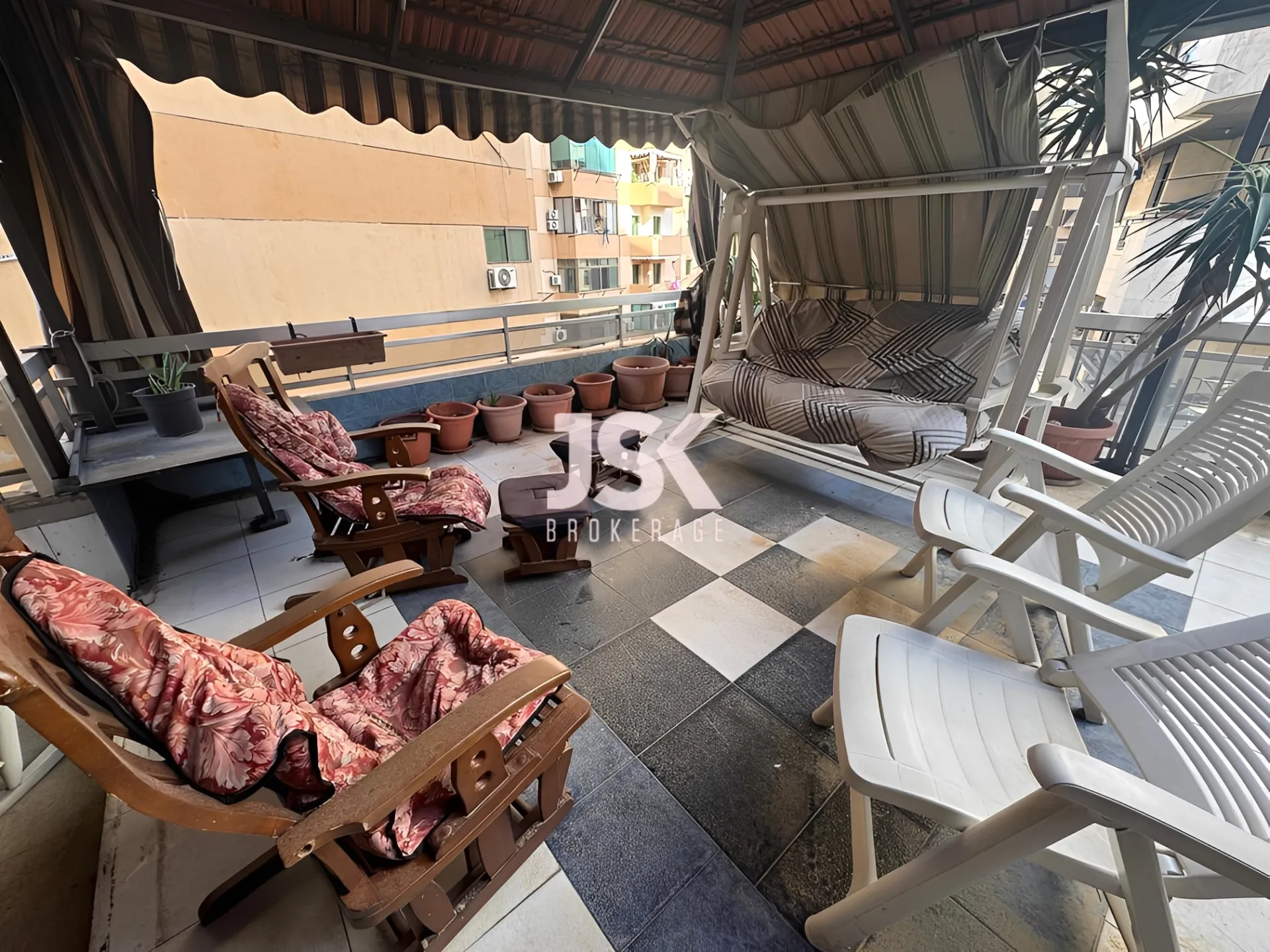 Apartment for Sale in Mazraat Yachoua