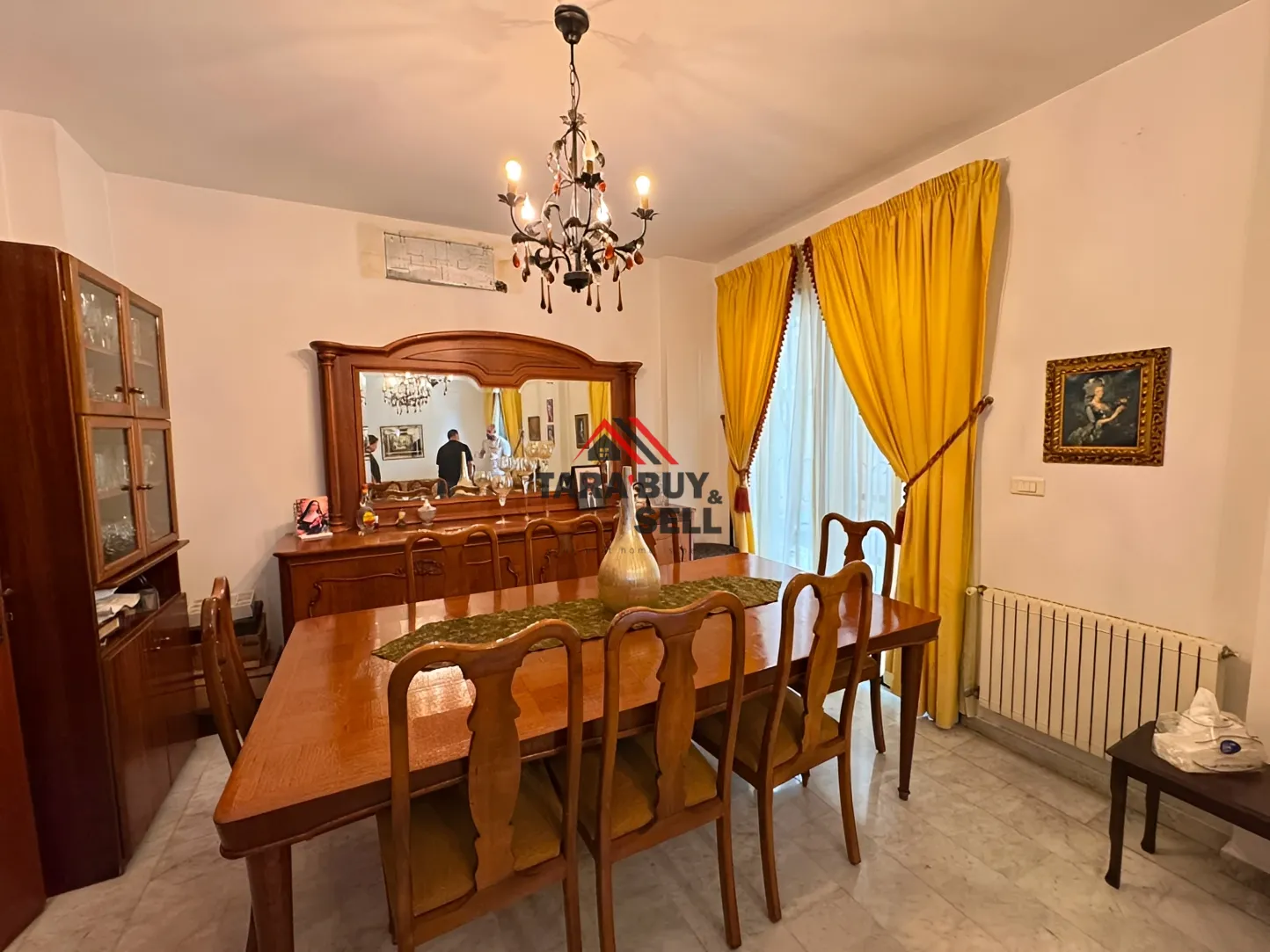 Apartment for sale in Mazraat Yachoua, Lebanon - 2 bed, 2 bath