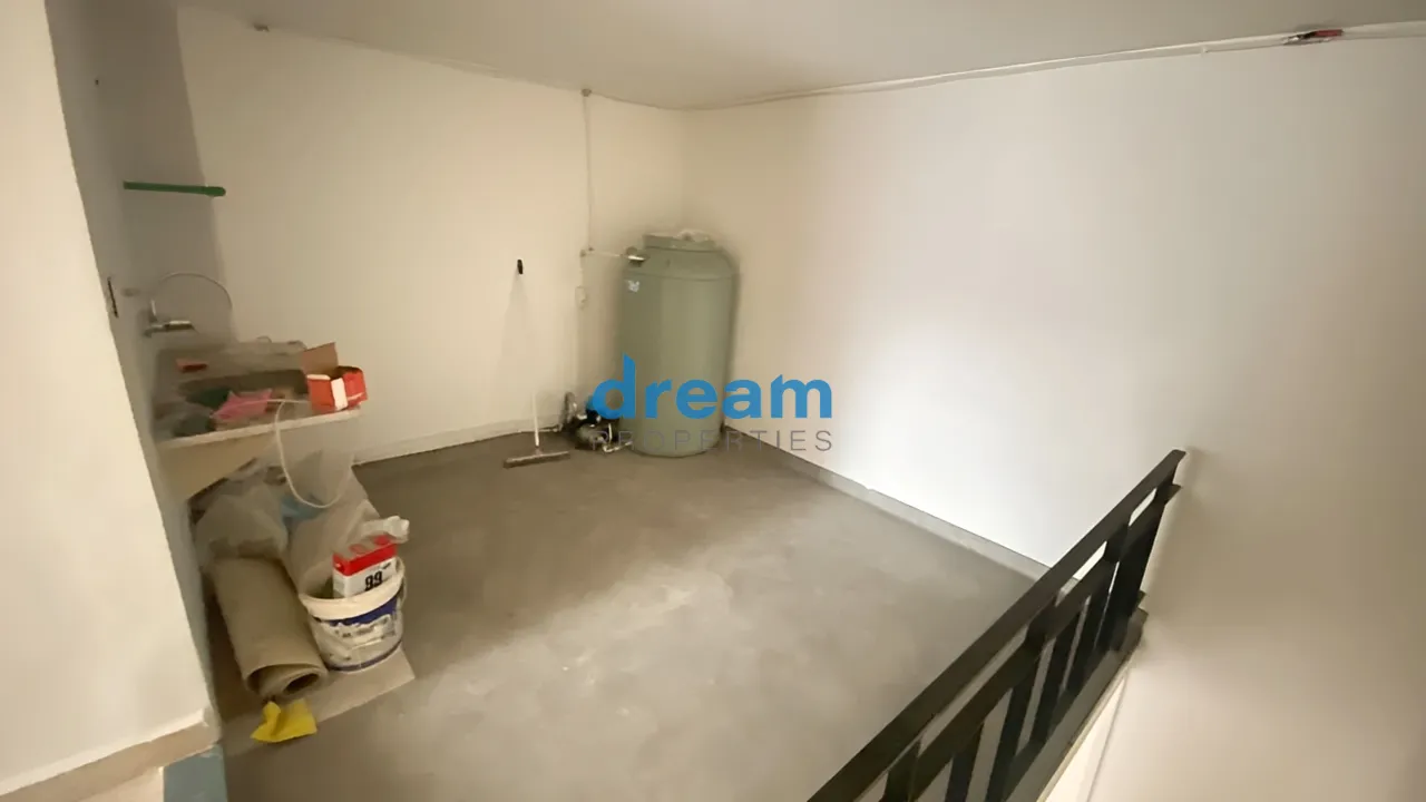 Shop for rent in Dekwaneh
