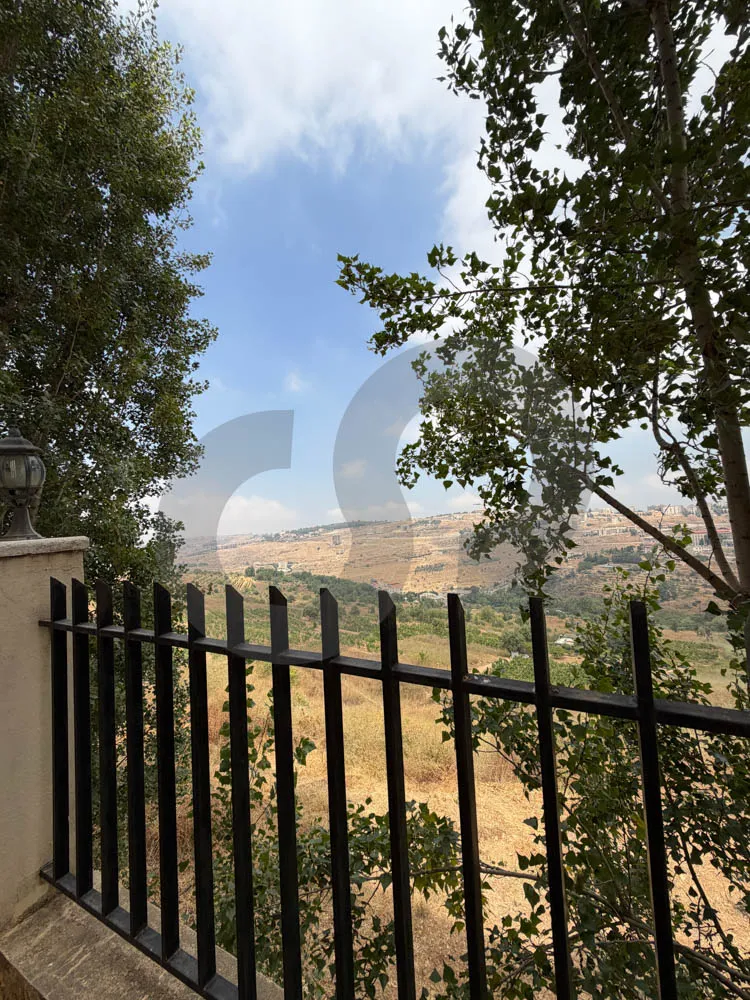 Apartment for Sale in Bhamdoun