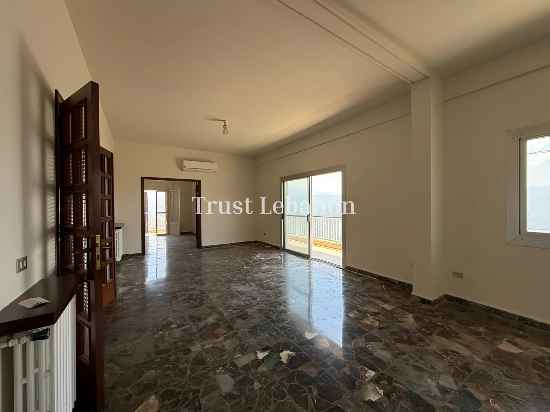 Apartment for rent in Beit Meri, Lebanon - 3 bed, 3 bath