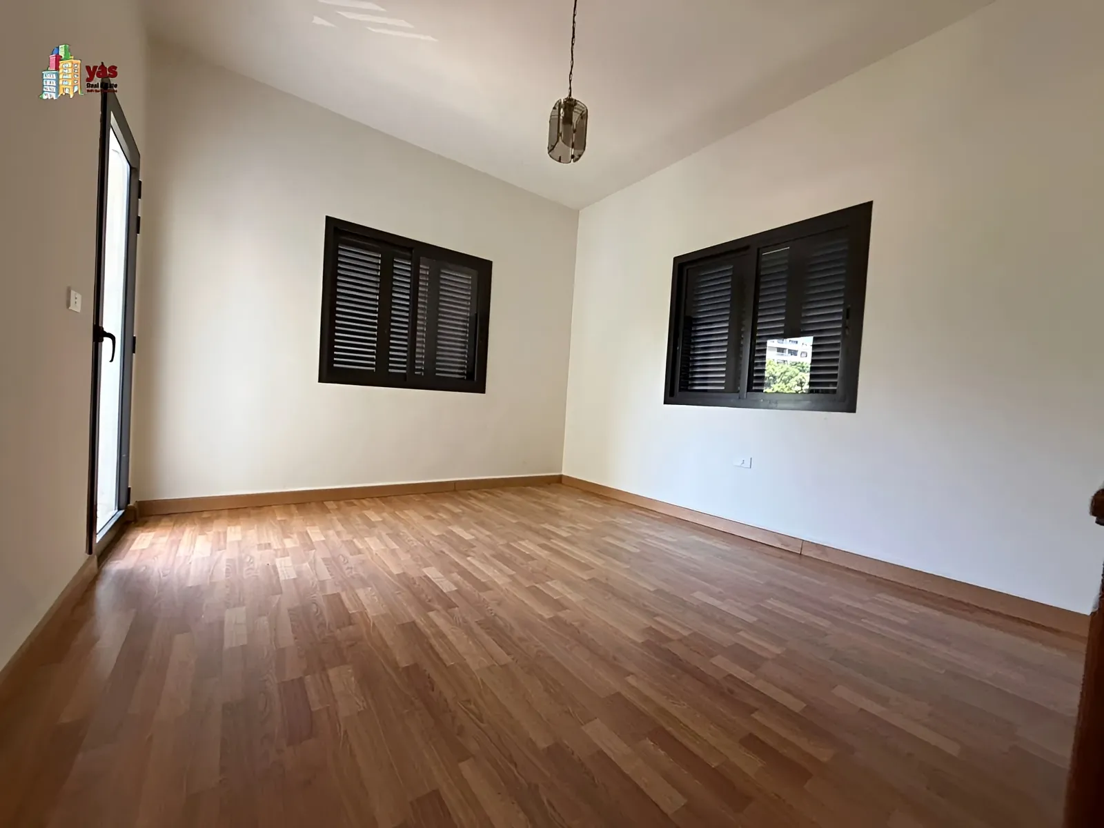 Apartment for Sale in Ballouneh