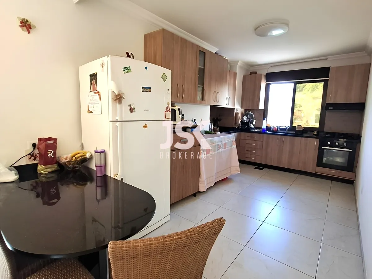 Apartment for Sale in Aamchit
