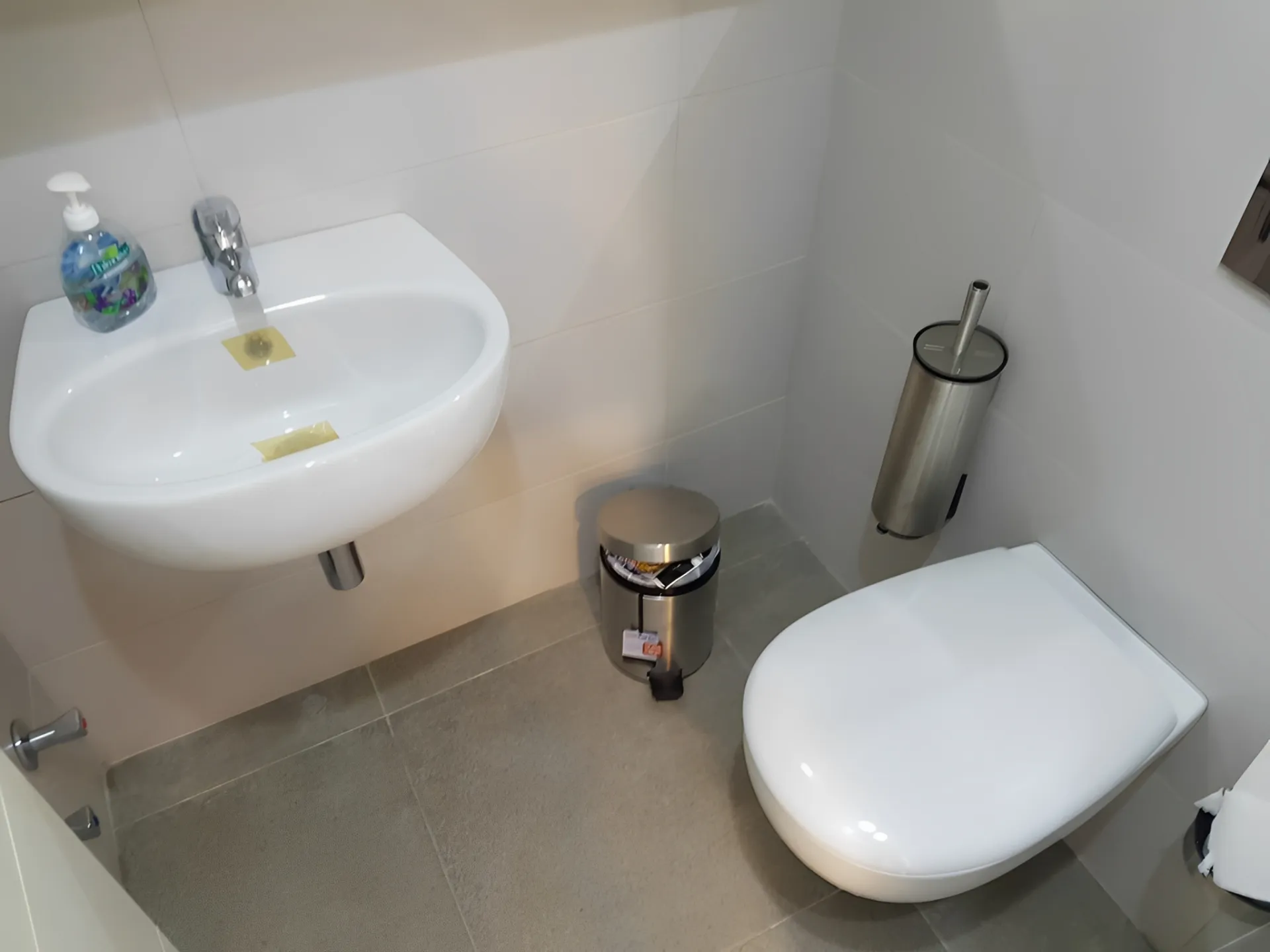 Office for rent in Metn, Horsh Tabet