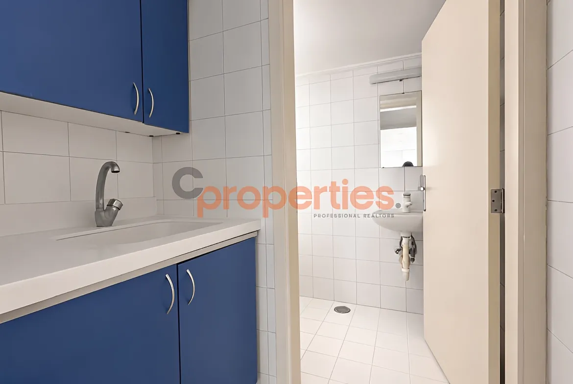 Office for Rent in Achrafieh