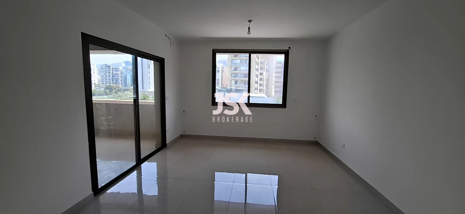Apartment for Sale in Zalqa - 2 bed, 2 bath