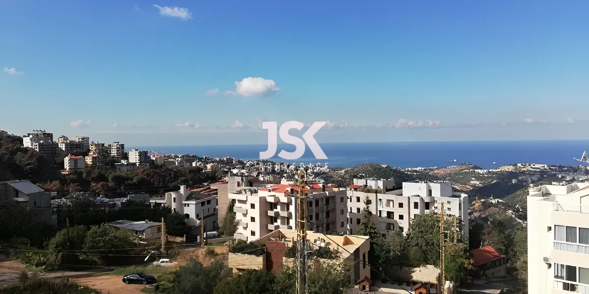 Villa for Sale in Qornet El Hamra, Lebanon - 5 bed, 5 bath
