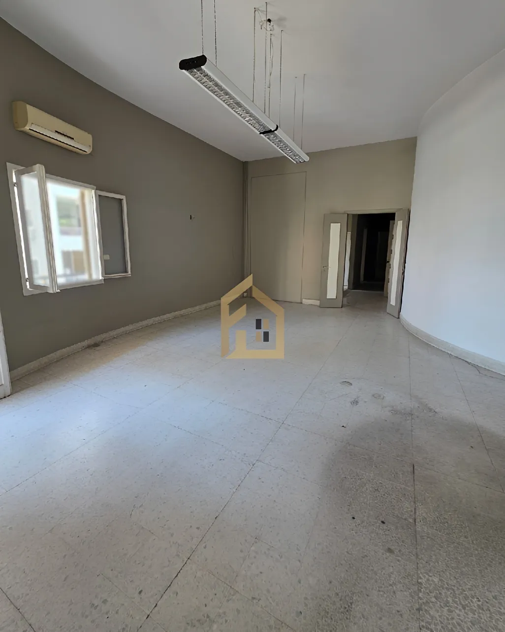 Apartment for rent in Achrafieh, Beirut, Lebanon - 4 bed, 3 bath