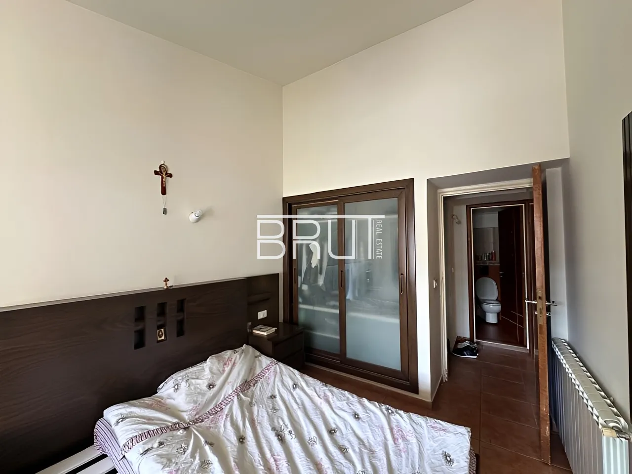Chalet for Sale in Feitroun