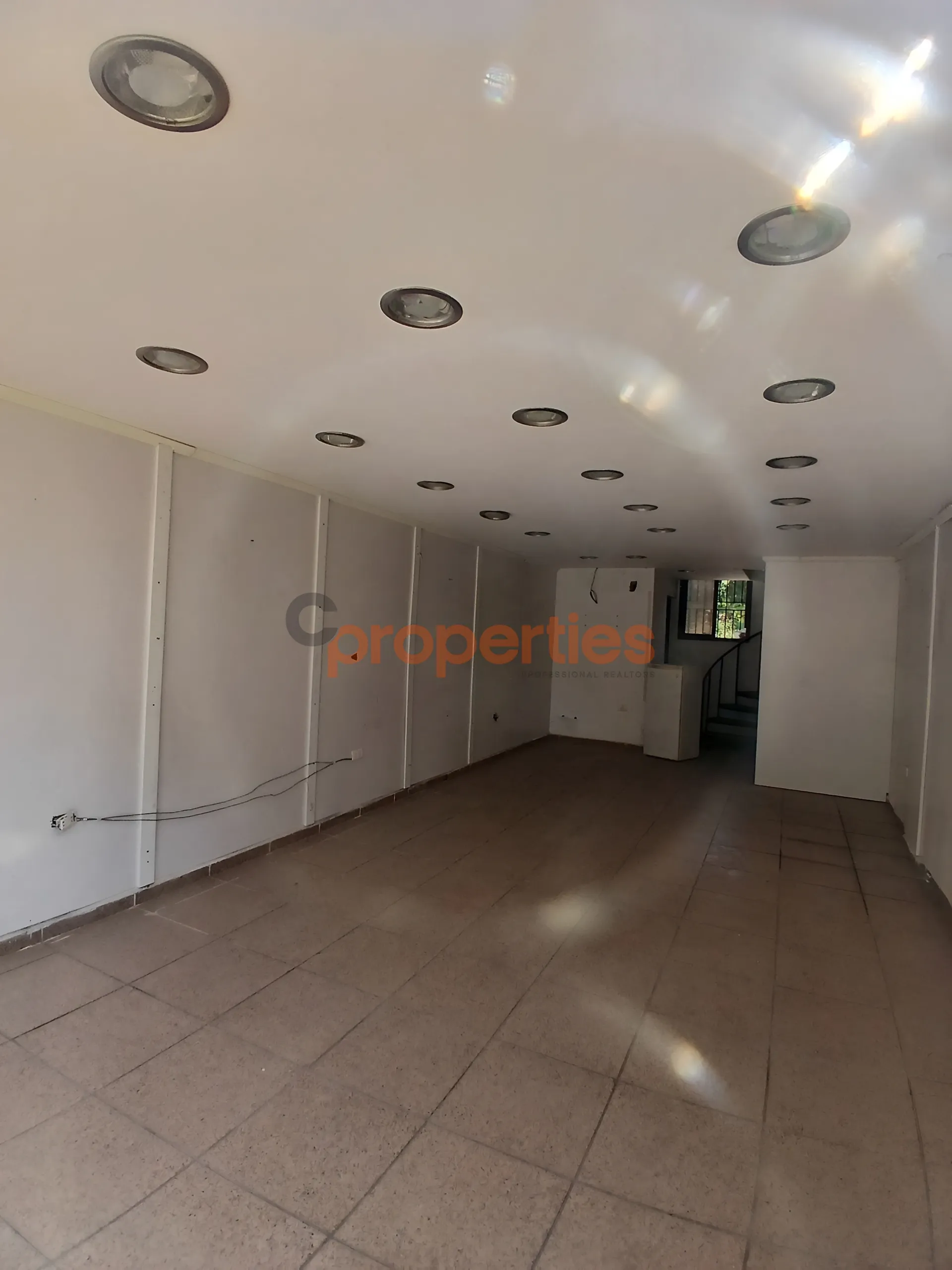 Shop for Rent in Tabarja