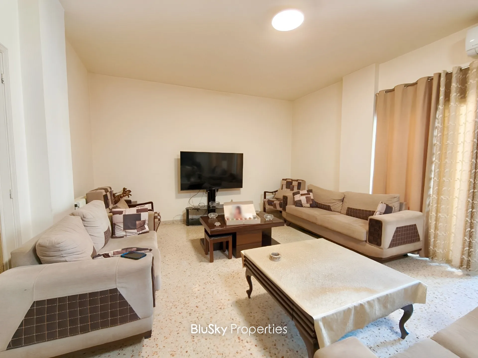 Apartment for rent in Dekwaneh