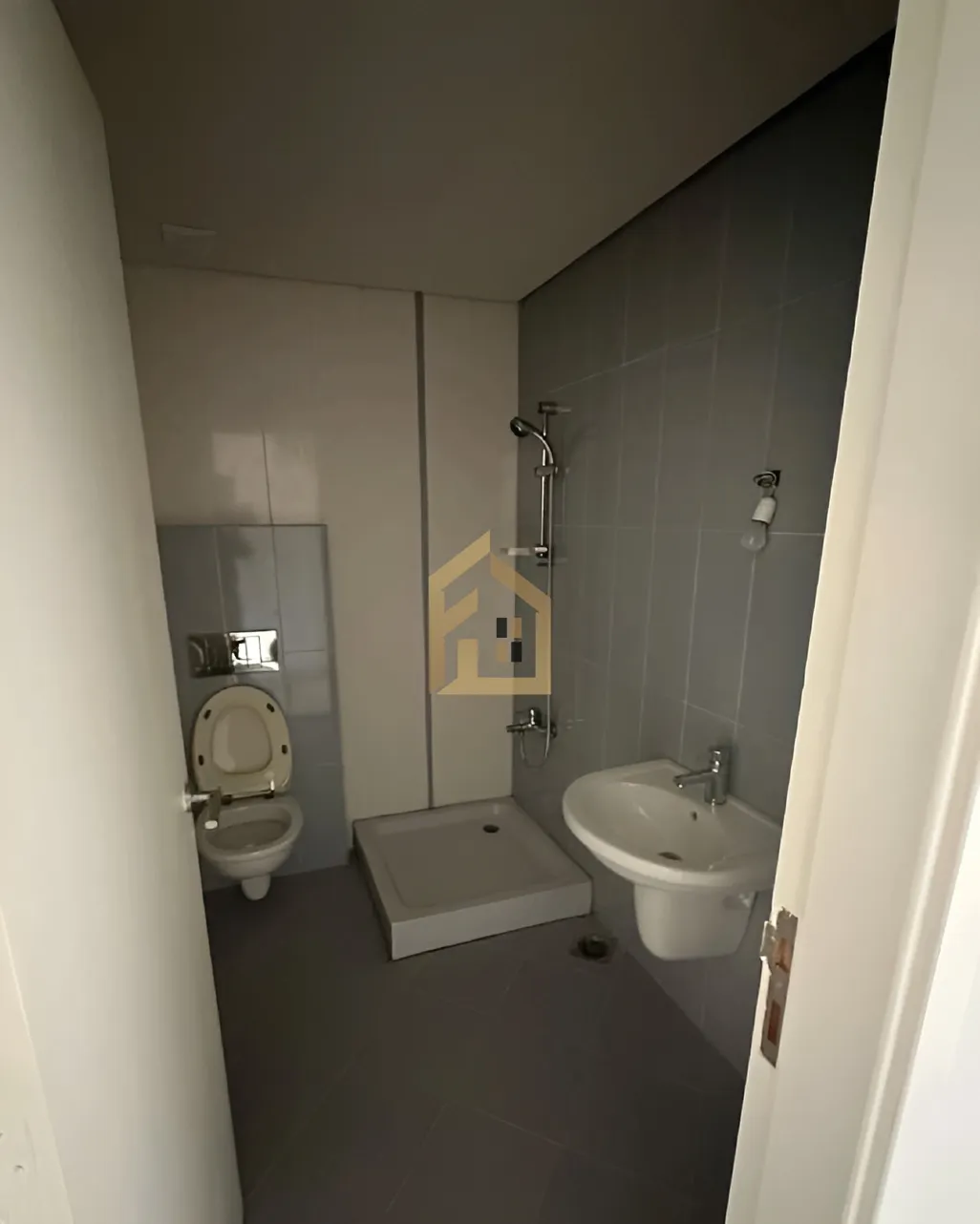 Apartment for sale in Monteverde Main Street