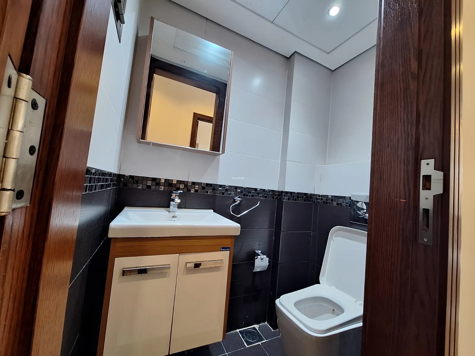 شقة for rent in فنار، بوشرية، لبنان