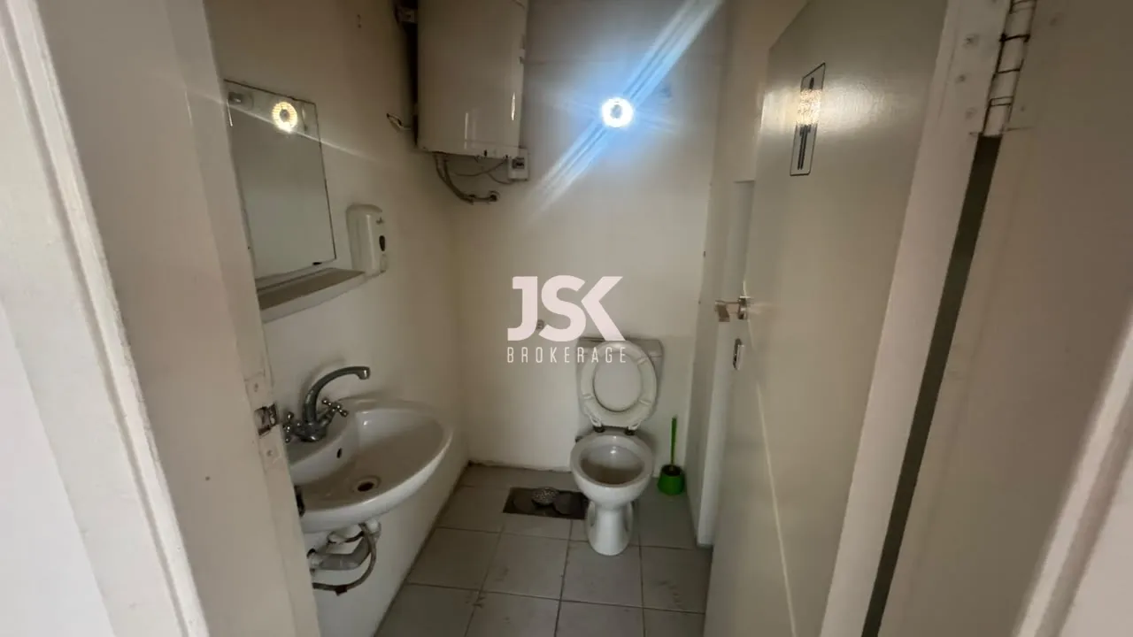 Office for Rent in Achrafieh