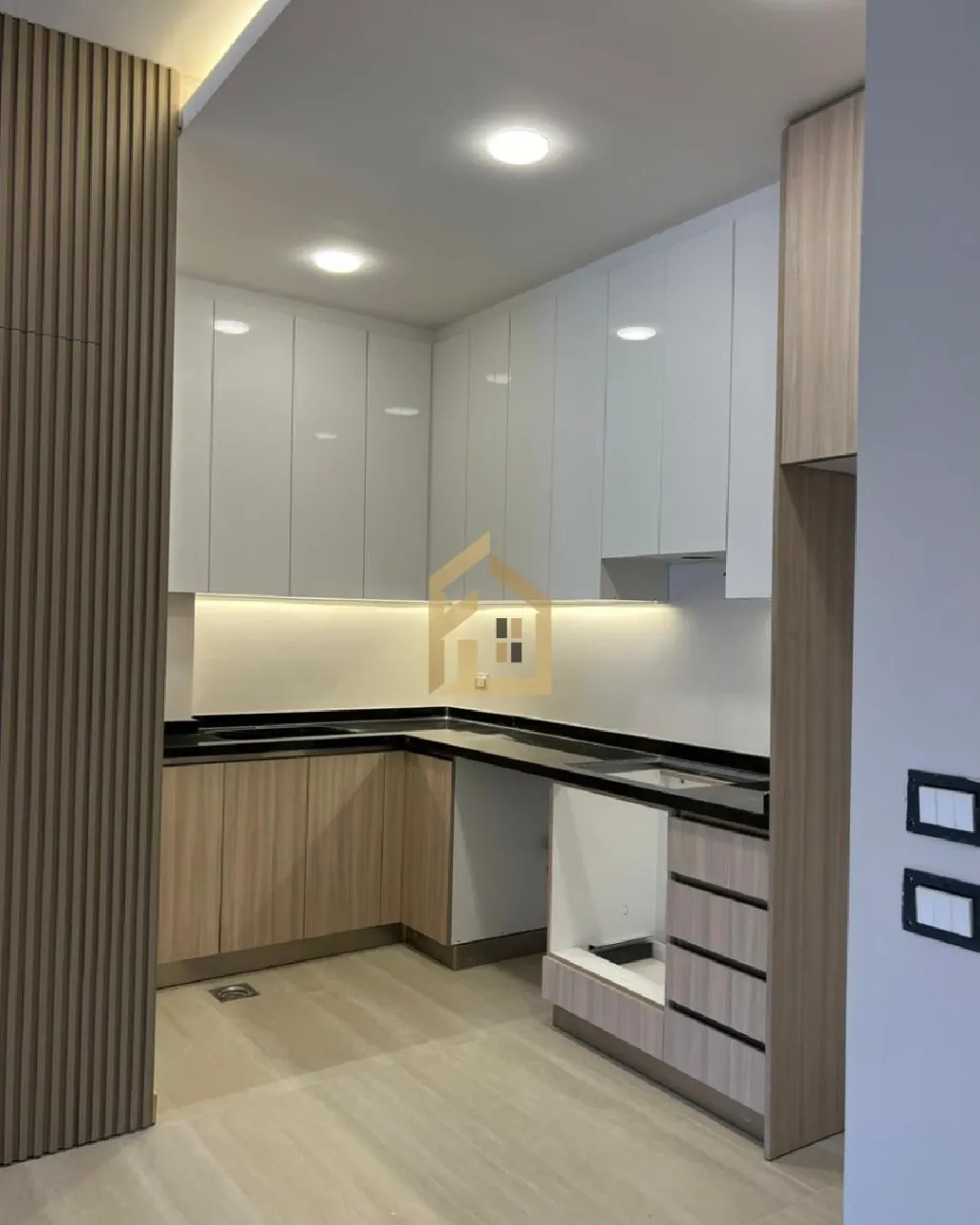 Apartment for sale in Furn El Chebak, Bayrut, Lebanon - 3 bed, 3 bath