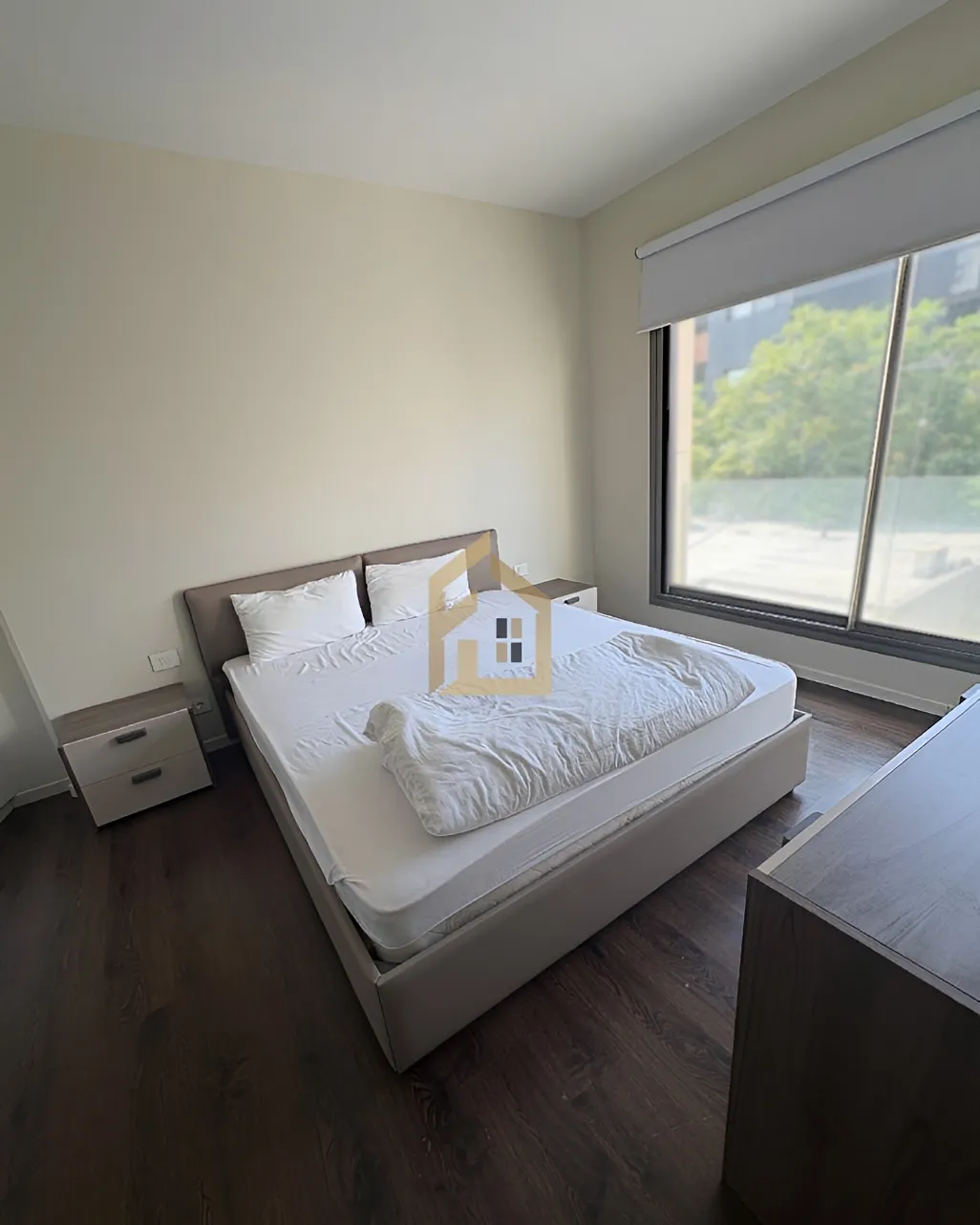 Apartment for rent in Sodeco, Beirut, Lebanon - 2 bed, 4 bath