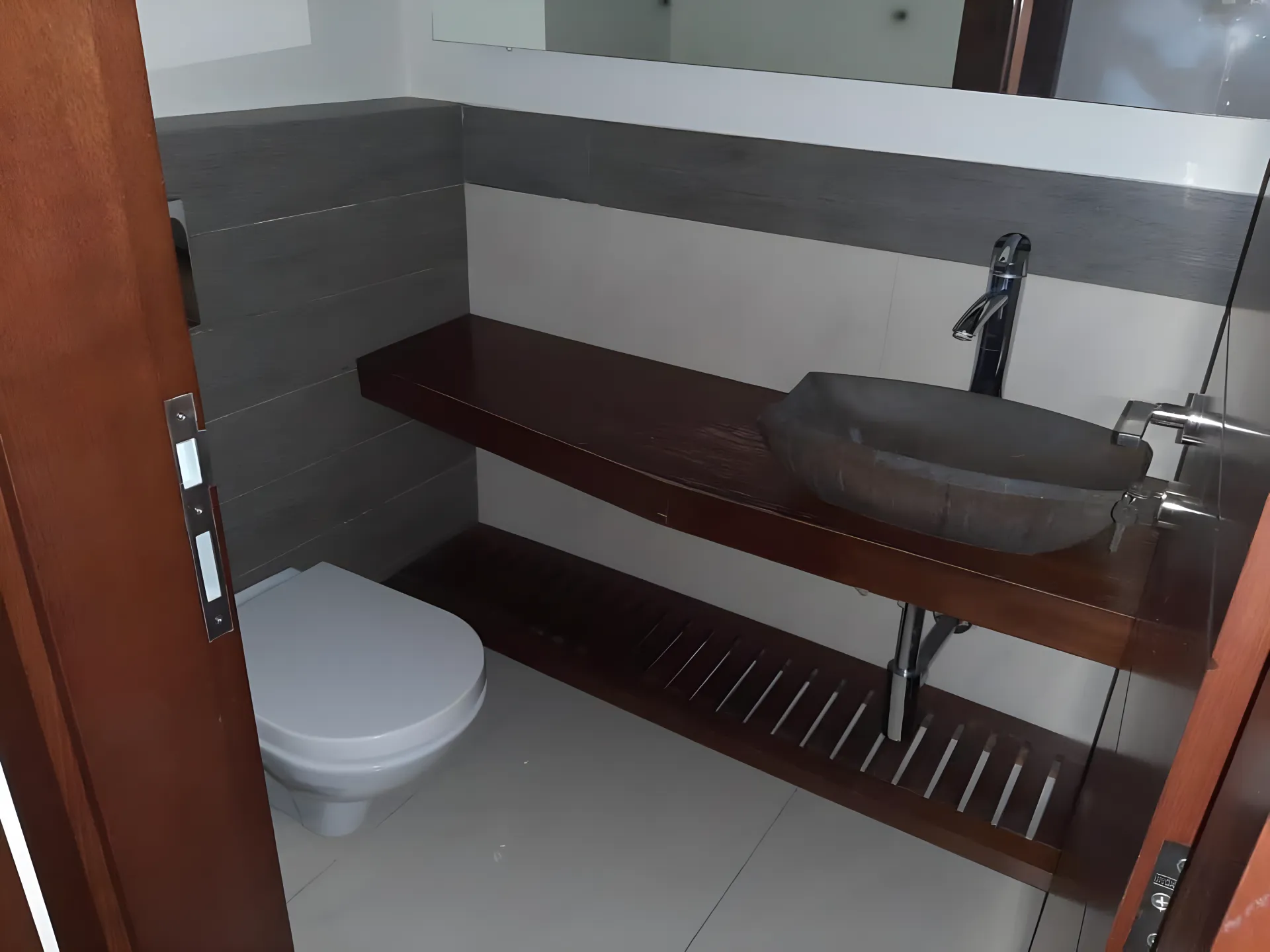 Apartment for Rent in Achrafieh