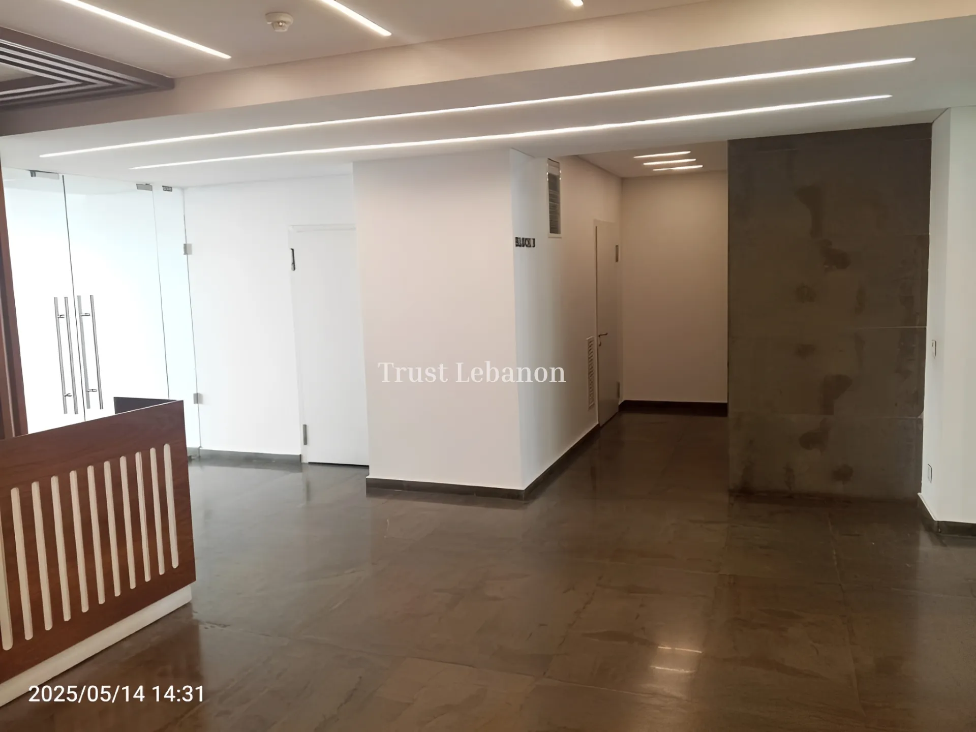 Apartment for rent in Achrafieh, Beirut, Lebanon - 3 bed, 3 bath