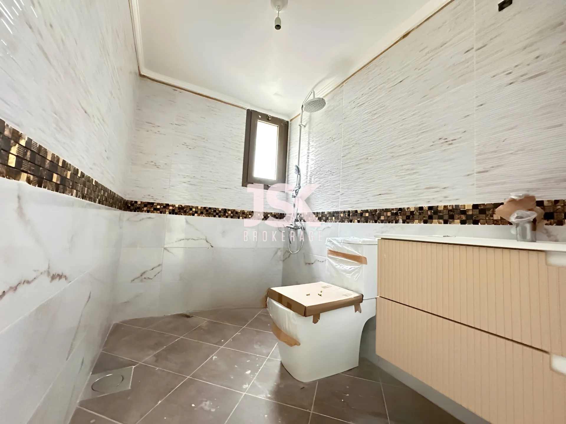Apartment for Sale in Ain Saadeh